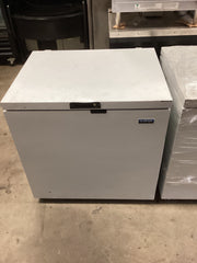 USED Ojeda USA NCFH 34 32" Solid Door Chest Freezer, 8 cu. ft.